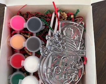 Christmas Paint Your Own Suncatcher Kit: Kids DIY Craft Activity