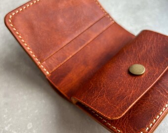 Cartera plegable de cuero Crazy Horse con monedero / Cartera para novio / Cartera de cuero grabado para hombre / Cartera de cuero de grano superior