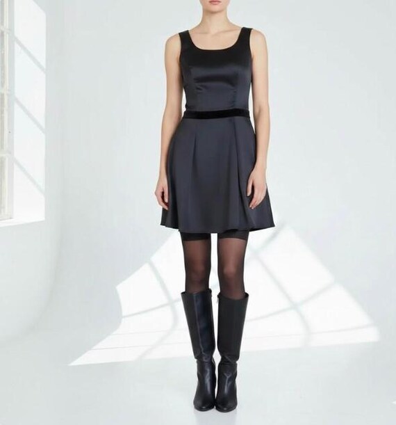 Max Mara, Vestido archivo diseñador Max Mara Mas Co | Negro clásico | Años 90