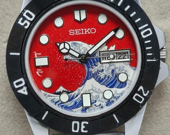 Refurbished Seiko Automatic Wrist Watch: Red Dial Date, Japan Made