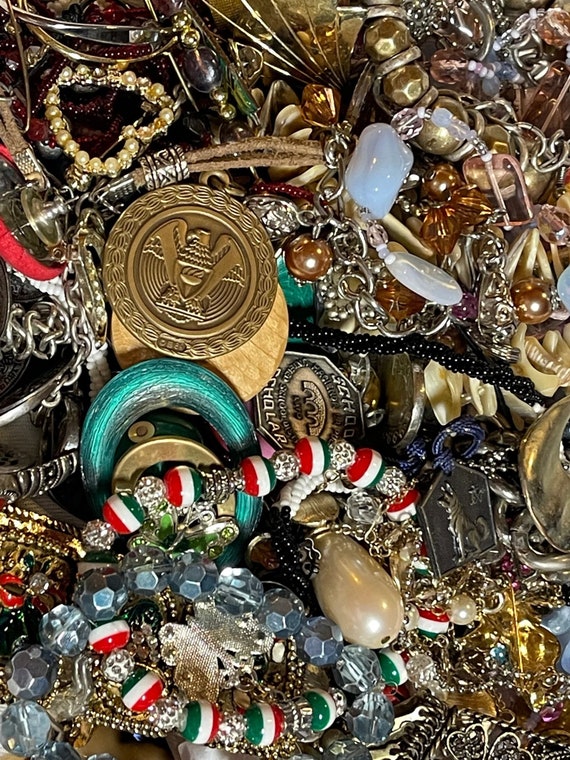 one-pound-wearable-gem