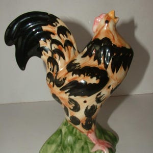 Beautiful Vintage Ceramic Rooster Chicken Cockerel Handpainted Decorative Figurine