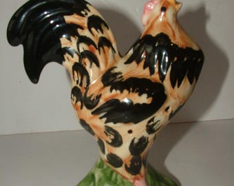 Beautiful Vintage Ceramic Rooster Chicken Cockerel Handpainted Decorative Figurine