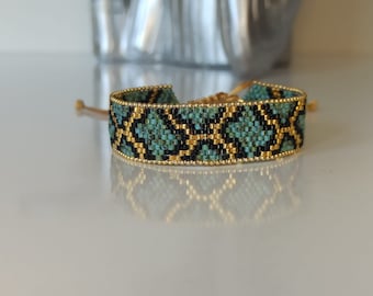 Bracelet tissé en perles miyuki turquoise, motif X. Bracelet femme. Cadeau pour elle