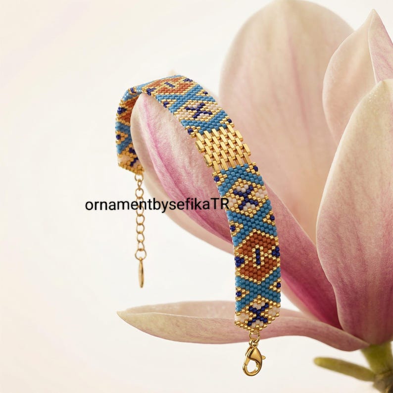 An elegant bracelet with Miyuki beads and a steel chain. Valentine's Day gift. image 1