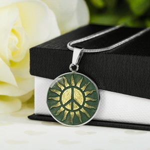 PEACE SIGN NECKLACE, Peace Sign Charm, Hippie Necklace, Peace Sign Jewelry, Boho Necklace, Engraved Personalized Necklace