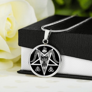 PENTAGRAM NECKLACE,   Pentagram jewelry, Star Necklace, Pentacle Necklace, Wiccan Jewelry, Spiritual Necklace, Gothic Necklace