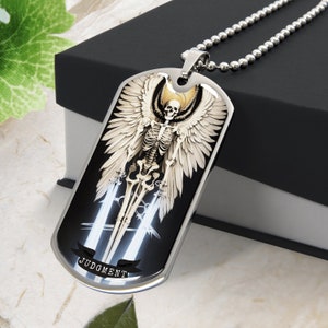 Personalisierte Urteils-Tarot-Karten-Halskette, gravierte Tarot-Karten-Halskette, Tarot-Karten-Halskette Silber, Tarot-Schmuck, individuell gravierte Hundemarke