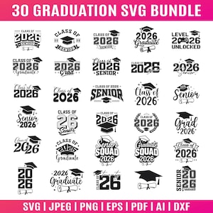 Könnte beinhalten: Eine digitale Sammlung von 30 schwarz-weißen Grafikdesigns zum Thema Abschlussfeier mit dem Text 30 GRADUATION SVG BUNDLE oben und Dateiformaten unten. Jedes Design enthält Elemente wie Doktorhüte, Diplome und die Jahreszahl 2026.