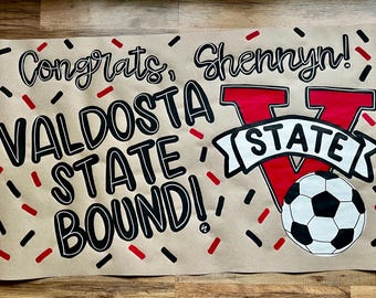 Custom Hand-Painted Graduation Banner, Class of, Bed Party, Congratulations 2026