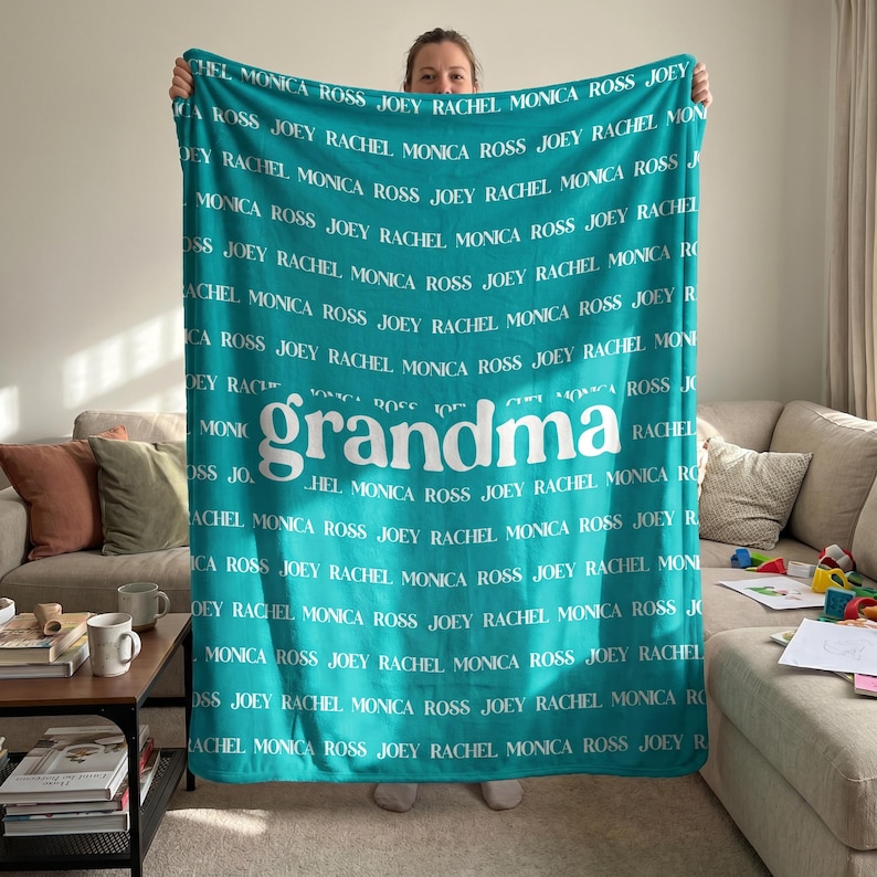 Personalized Grandma Blanket, Custom Name Blanket with Any Text or Names in Background, Soft Throw Gift for Grandma, Nana, Mimi ,mother day bild 8