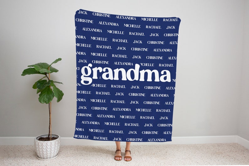 Personalized Grandma Blanket, Custom Name Blanket with Any Text or Names in Background, Soft Throw Gift for Grandma, Nana, Mimi ,mother day bild 14