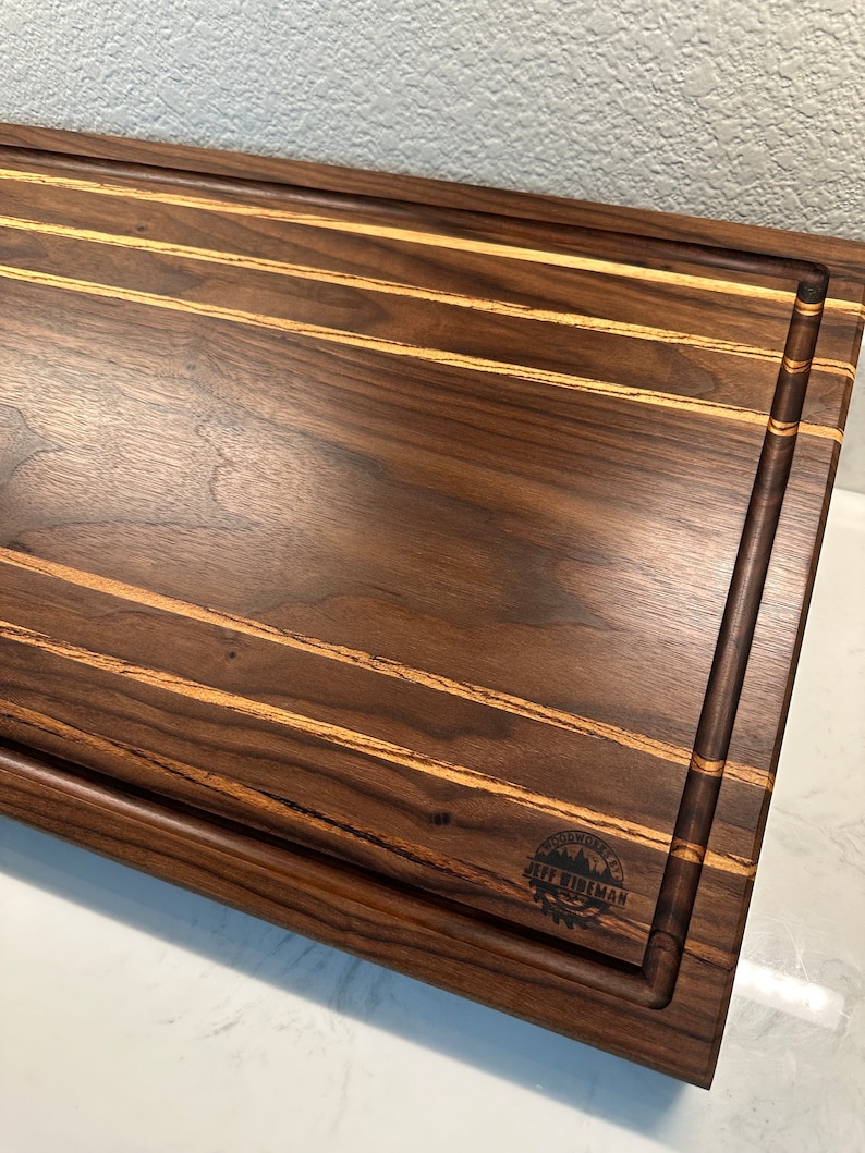 WilsonsWoodworkn Cutting Board