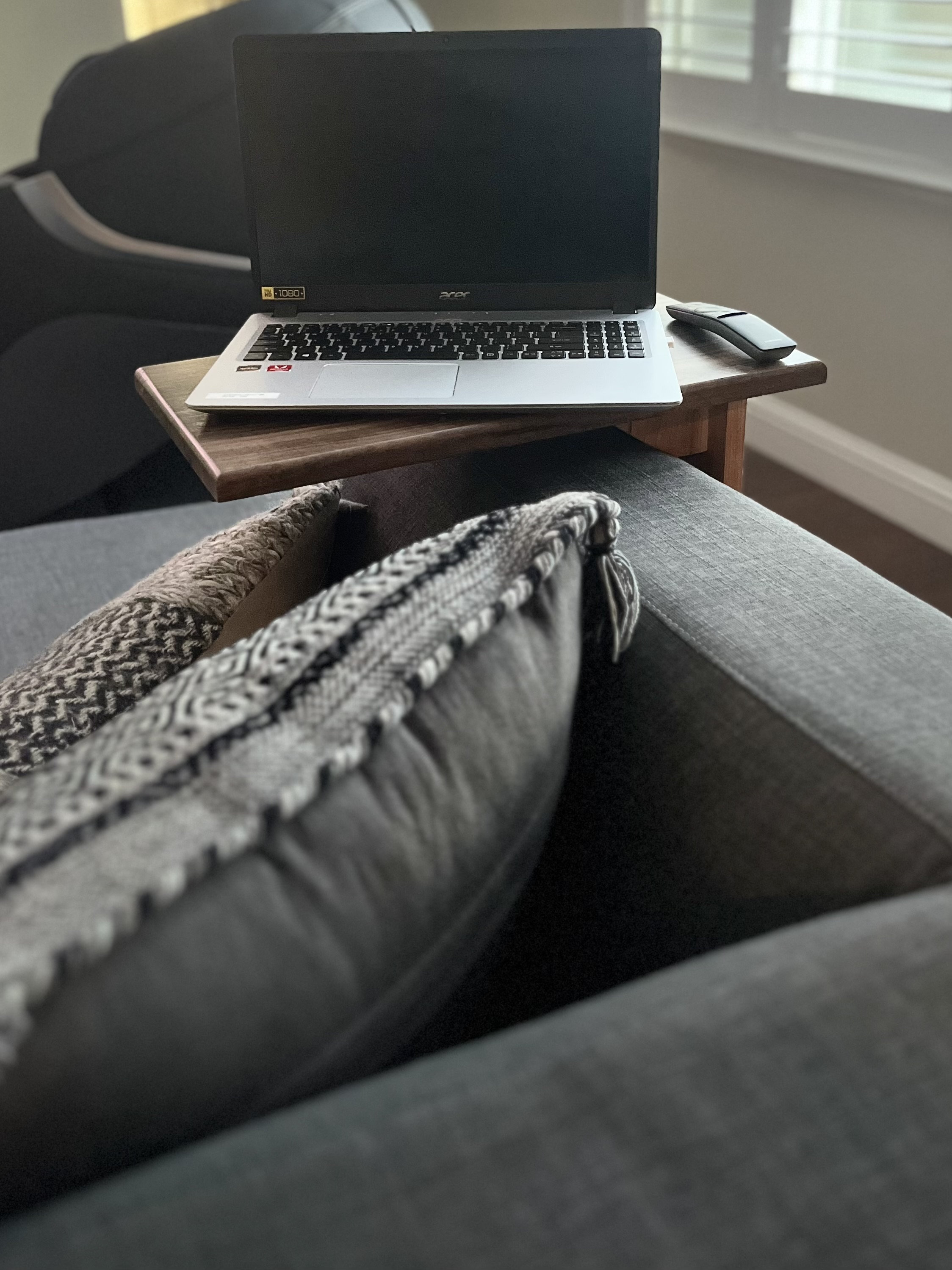 Adjustable C Table/Lap Top Table