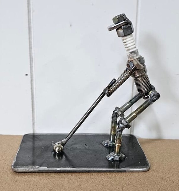 Golfer Metal Art, Welded Art, Made Out of Nuts and Bolts - Etsy