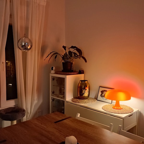 Vintage Skandinavische Pilz Innenlampe für Schreibtisch/Schlafzimmer - orange oder weisse ästhetische Wohndekoration Lampe für Wohnen/Büro