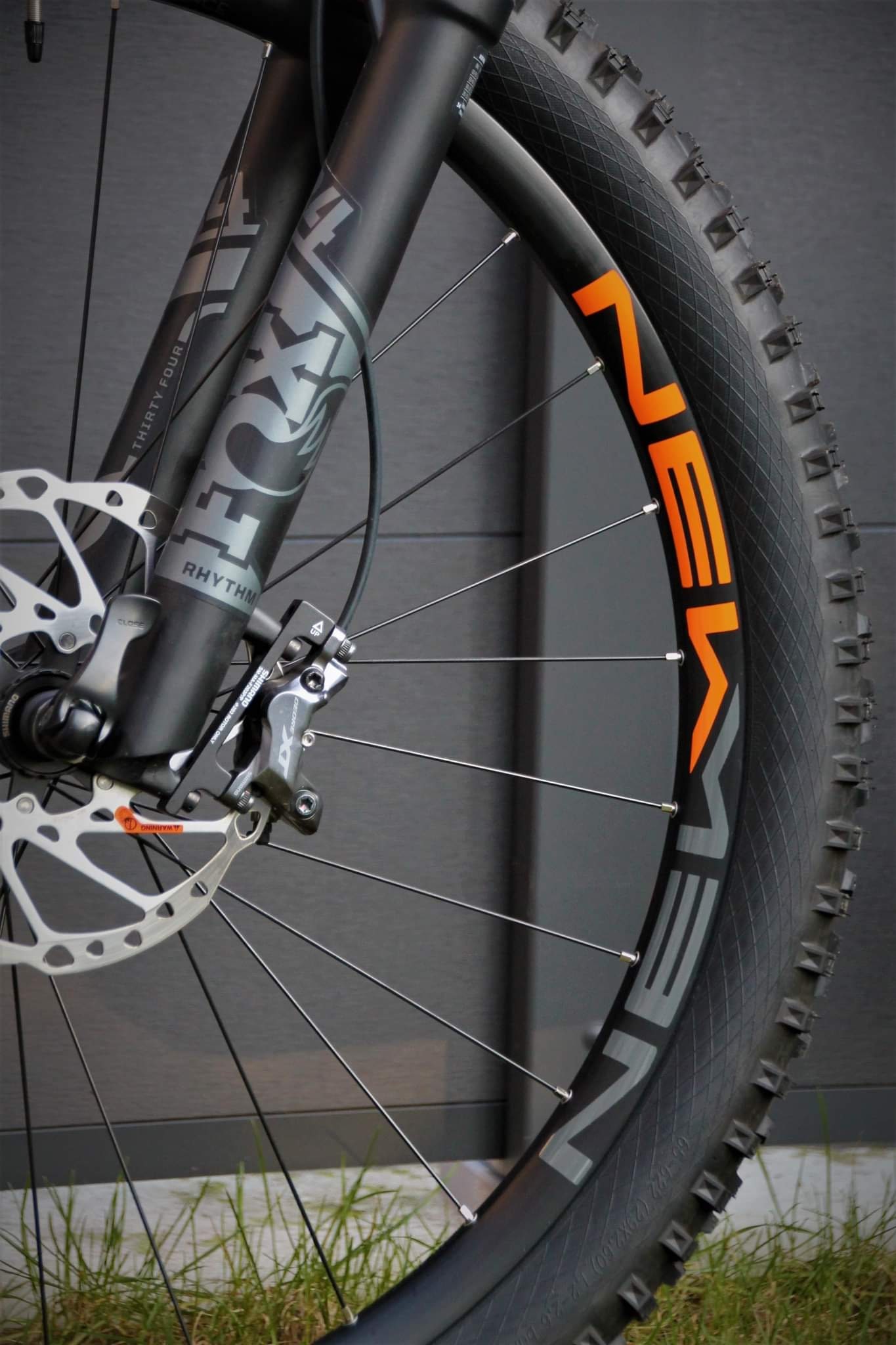 Hochwertige Karbonimitatleder Schutz Aufkleber für Fahrradrahmen