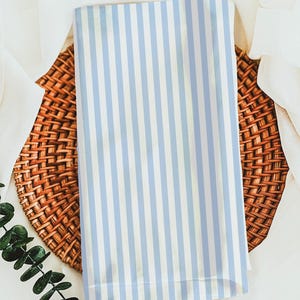 SET OF 4 - Light Blue Striped Cloth Napkin Set, Washable Napkins,  Chic Table Decor, Weddings, Eco-Friendly Linen