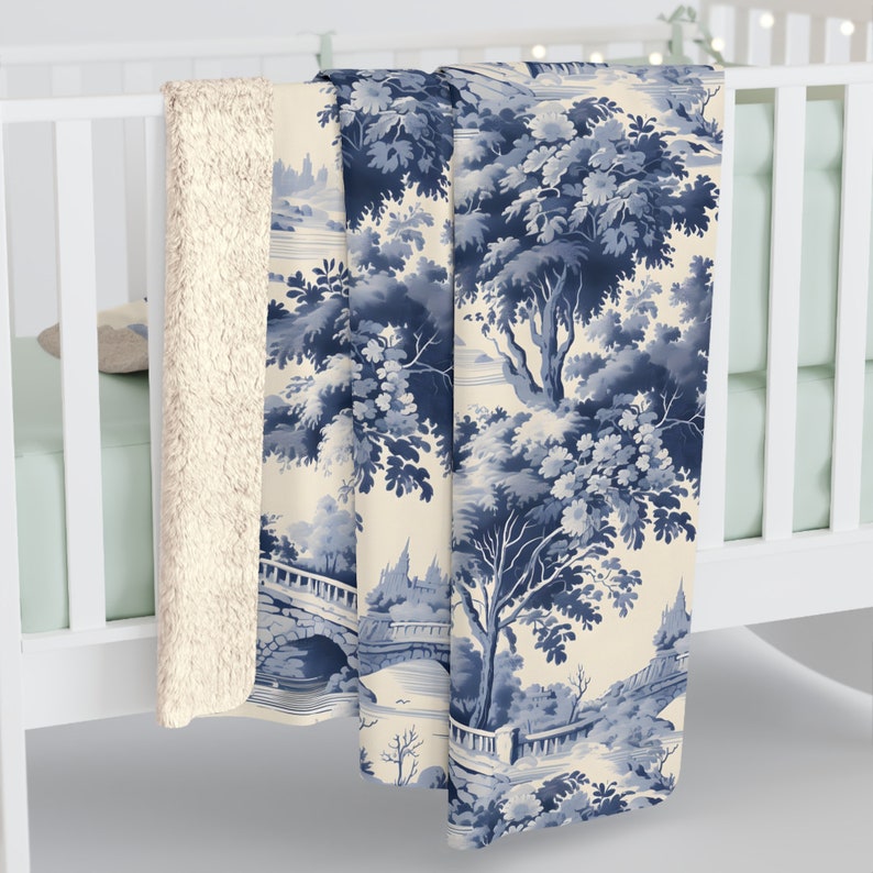 Toile de Jouy Throw blanket, Blue pastoral, French country throw, chic living room decor, blue shabby chic plush blanket, velveteen blanket imagem 4