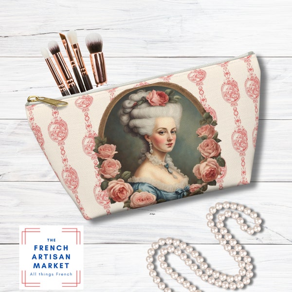 Marie Antoinette jewelry pouch, French Shabby Chic pouch, royalcore make-up pouch, gift for her,  jewelry pouch, coquette make up bag