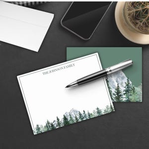 Gepersonaliseerde familiebriefpapier, briefpapierset heren, PNW aangepast berg- en groenblijvend cadeau, elegante kaarten natuurliefhebber, aangepaste bedankkaarten