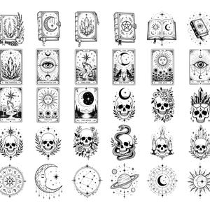 Puede incluir: Una colecci&oacute;n de ilustraciones de arte lineal en blanco y negro con motivos m&iacute;sticos y celestiales. El conjunto incluye cartas del tarot, calaveras, cristales, lunas, soles, planetas, serpientes y libros con detalles como estrellas y flores.