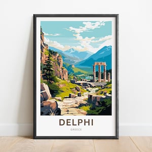 Op de afbeelding: Een vintage reisposter met een schilderachtig uitzicht op Delphi, Griekenland. De poster toont een stenen pad dat naar de ruïnes van een oude tempel leidt, met bergen op de achtergrond. De tekst "DELPHI GRIEKENLAND" staat onderaan de poster gedrukt.