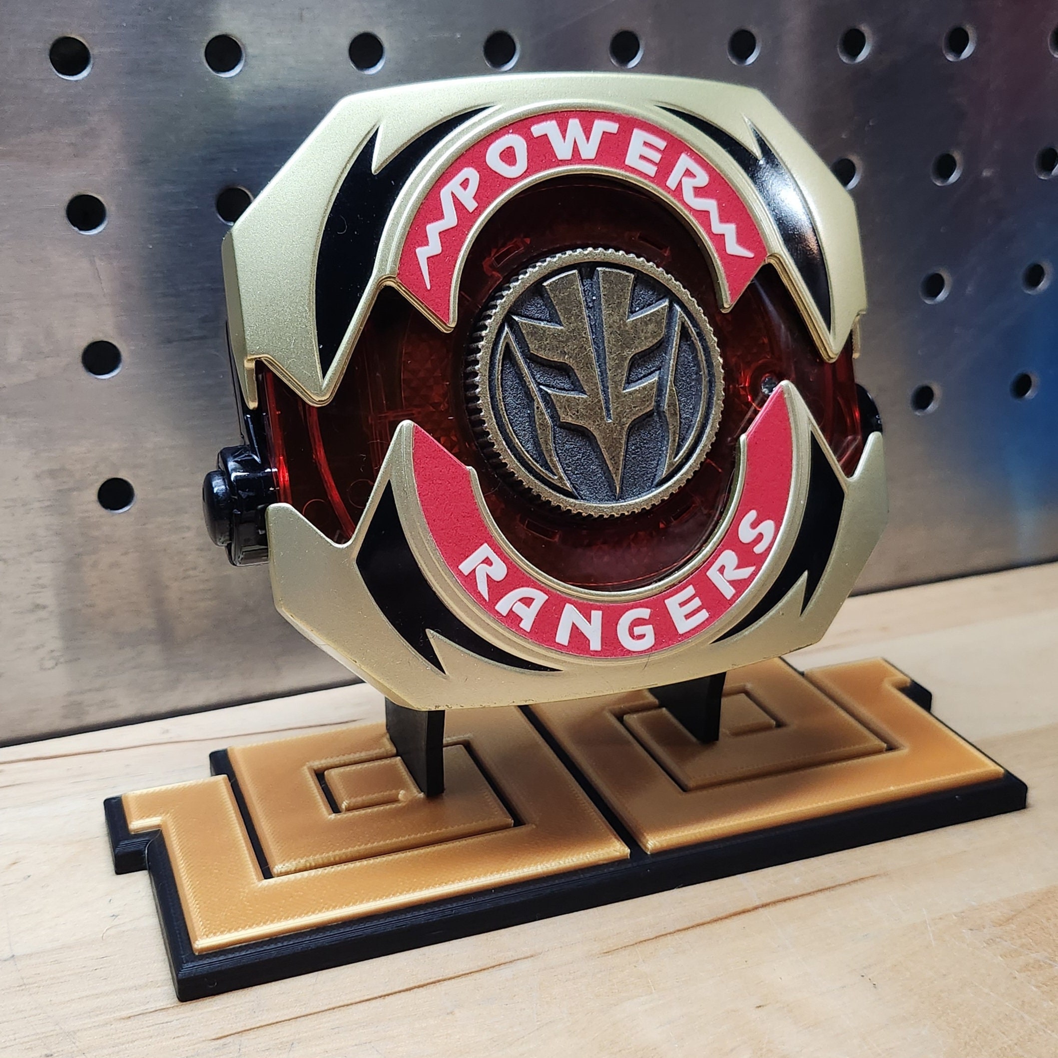 パワーレンジャー パワーモーファー ダイノバックラー ディスプレイスタンド パワーレンジャー パワーモーファー ダイノバックラー ディスプレイ
