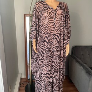 Best choice-Two pieces pant set Caftan/ Long abaya and pants suits dress, single size suitable for several sizes.