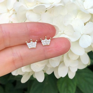 8mm Gold Crown Stud Earrings Sterling Silver 925, Gold Plated, Cubic Zirconia, Pave Studs, Tiny Dainty Crown Earrings for Women Girls