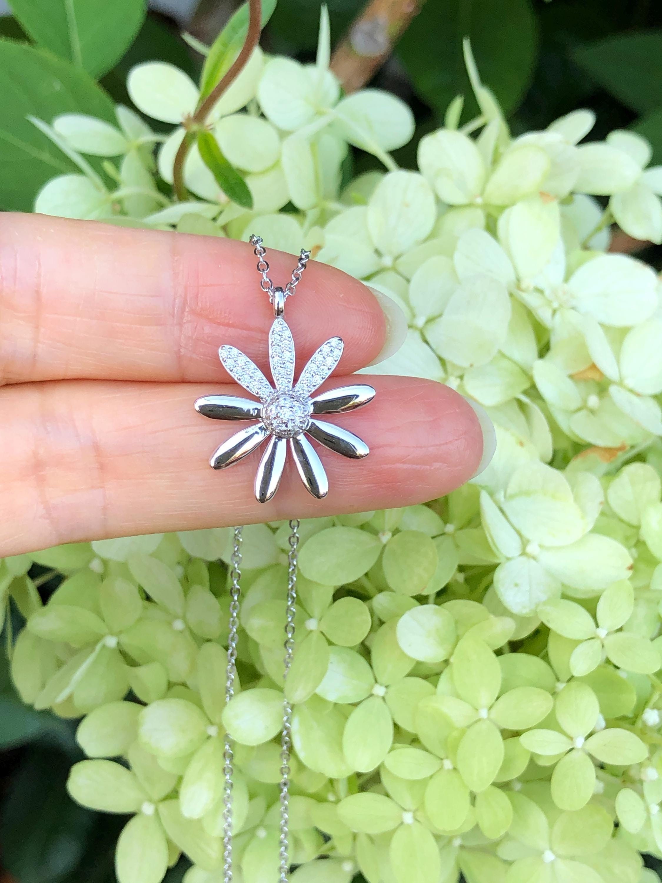 18mm/0.71in Silver Daisy Flower Necklace Sterling Silver 925