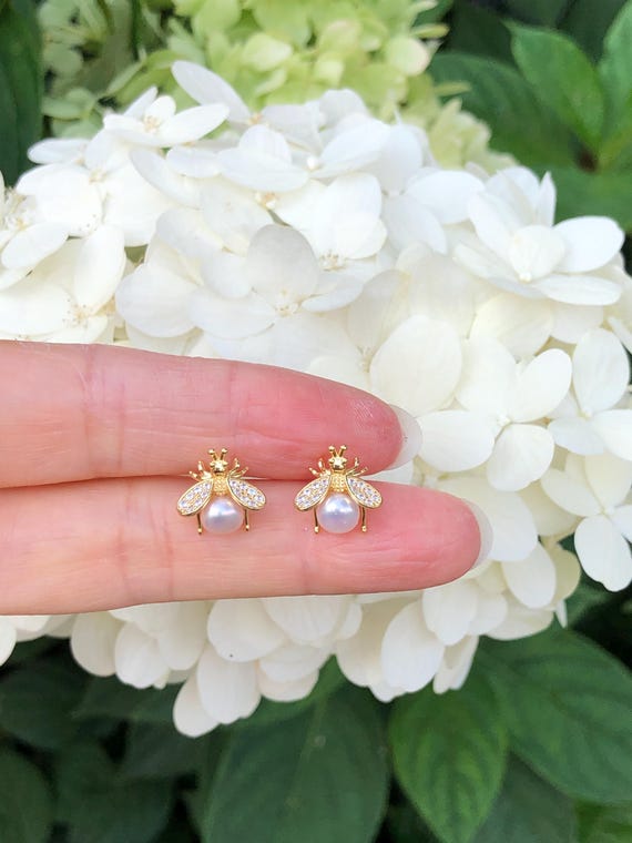 Flower Stud Earrings Pink Crystal and Imitation Pearl Center 5mm Sterling Silver Flower Stud Earrings Pink Crystal and Imitation Pearl Center 5mm Sterling Silver