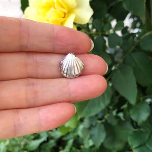 13mm/0.51in, Silver Scallop Shell Pendant Sterling Silver, Ocean Beach Charm