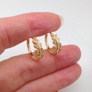 15mm/12mm x4.9mm Gold Leaf Huggie Hoop Earrings Sterling Silver 925, Gold Plated, Plain Vine Huggie Hoops for Women Girls