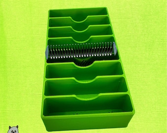 The Maltipoo (Vertical) - Dog Grooming *Wide* Size Clipper Blade Holder | up to 8 | blade holder