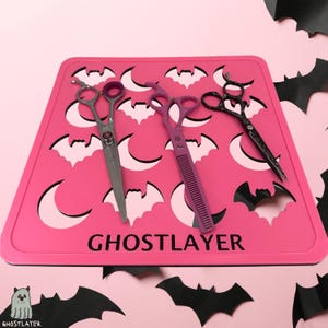 Die Pfotenauflage (Halloween) | Große Hundepflege Scherenmatte