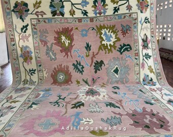 Handmade Pink Oushak Wool Rug: Vintage Floral Design