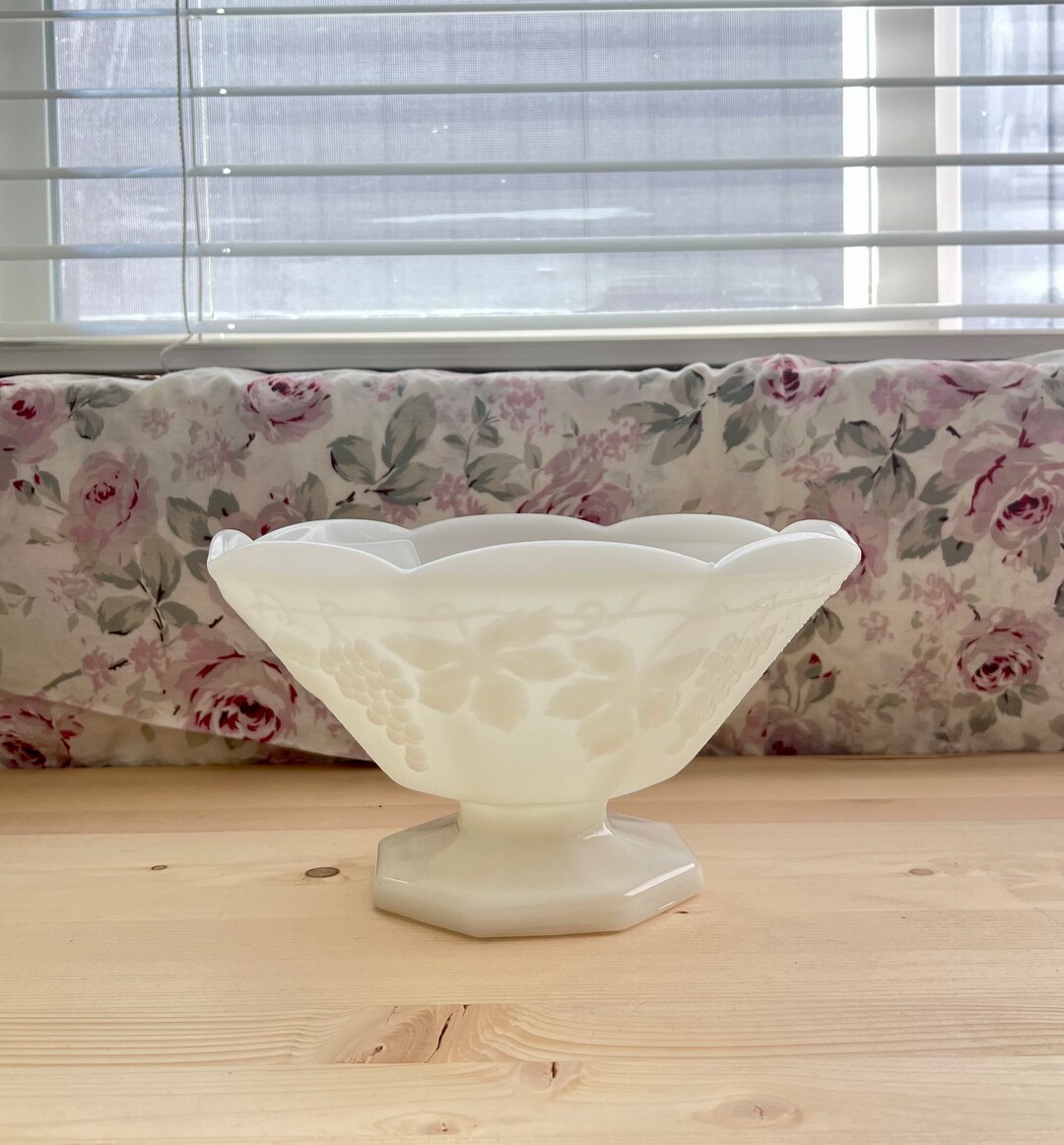 Vintage Milk Glass Fruit Bowl Etsy