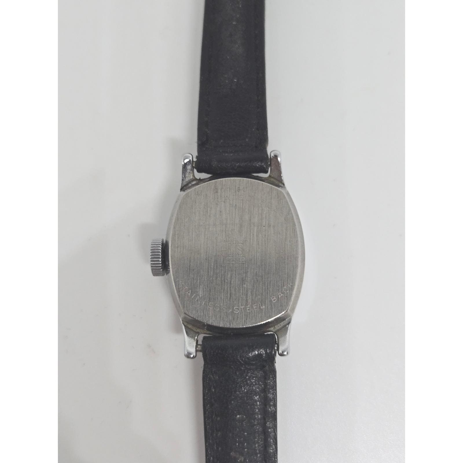 Rare Vintage Ingersoll Mickey Mouse Watch (967-60) - Etsy display picture 1