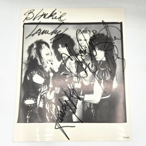 Fotografía promocional vintage de 8x10 pulgadas firmada por Blackie Lawless, de la banda W.A.S.P.