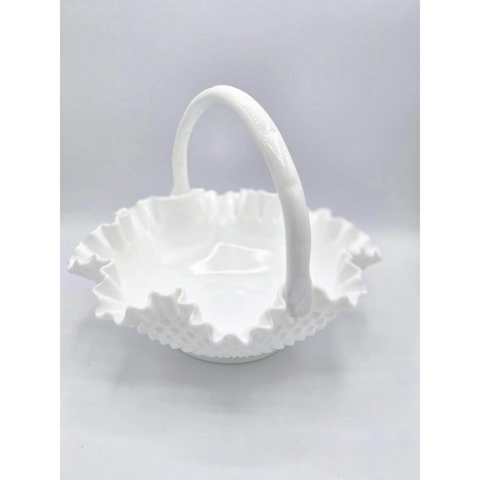 ヴィンテージ フェントン ミルクガラス ホブネイルバスケット - 幅12