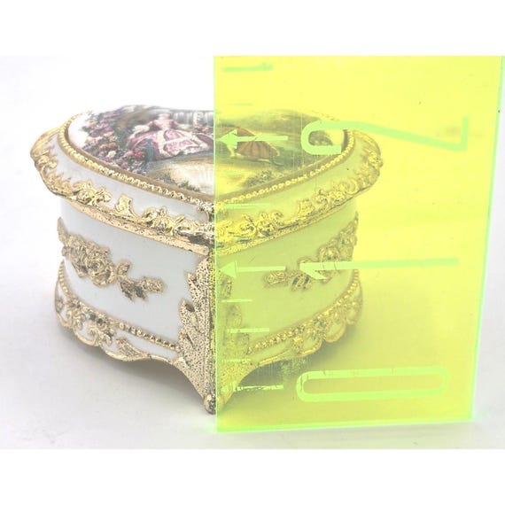 Collector's Heart Music Box: Plays Beethoven's 