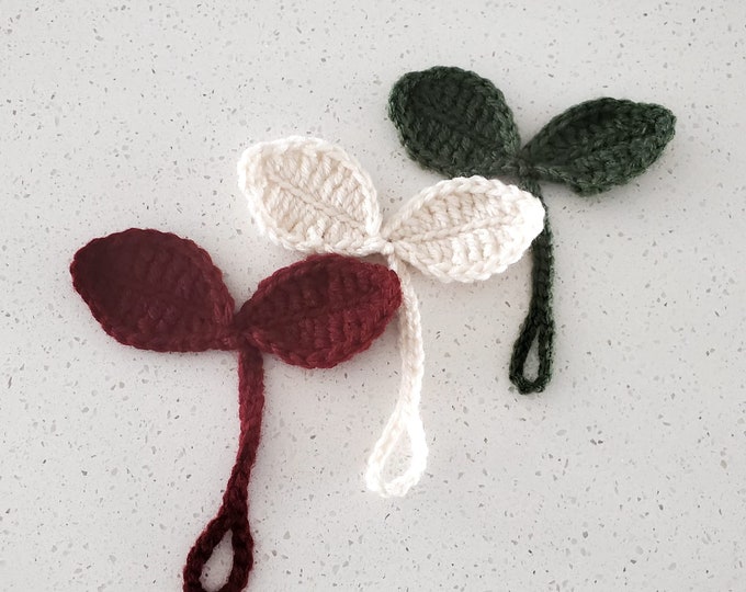 Crochet Leaf Sprout for Headphone Multipurpose Tie, headphone accessory, headphone charm