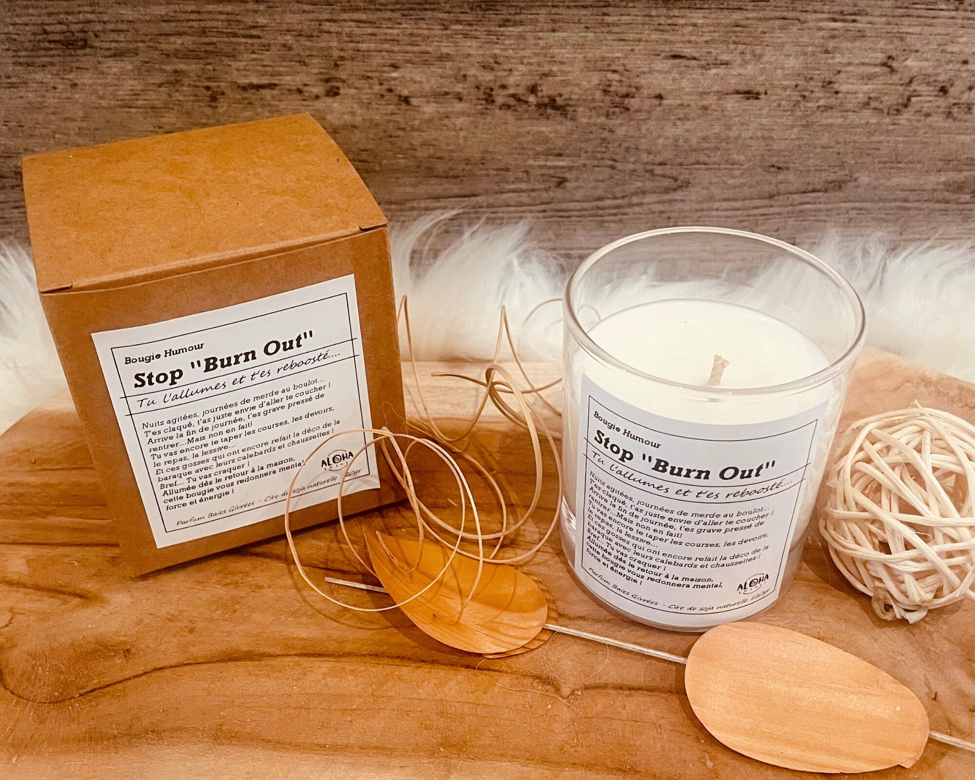 Bougie Parfumée Humoristique 'Anti-coup De Pompe' - En Verre Blanc Avec Couvercle En Bois - Parfum Revigorant - Décoration Et Bien-être