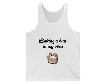 Bun Baker Tee: hornear un bollo, moda de embarazo, pancita de embarazada, futura mamá, bebé a bordo, humor de embarazo, vestuario de maternidad,