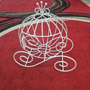 Cinderella Carriage, Large Metal Wire Carriage Decoration for Weddings, Parties, Centerpiece - Cinderella Coach - White Color