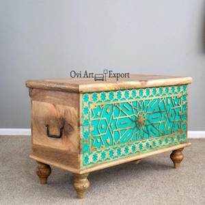 Wooden Carved Floral Blanket Chest,Boho Style Living Room Storage Box, Carved Wood Keepsake Box, Farmhouse Blanket Box