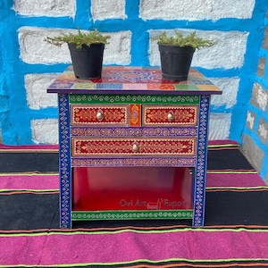 Luxury Modern Furniture, Painted Cupboard Wooden Cabinet with Ethnic Embossed Design, Three Drawer Indian Almirah for Living Room Decor