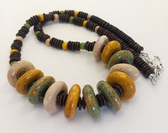 Beads from coconut discs with ceramic beads