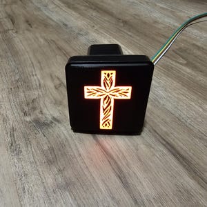 3D Printed LED Cross Hitch Cover – Intricate Religious Brake Light for Trucks